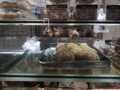 -白玉兰食品甜凤店(合生汇店)