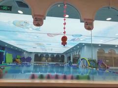 -龙格亲子游泳·水育早教运动中心(龙湾天街店)
