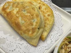 韭菜盒子-东北哈尔滨酱骨头馆房掌柜铁锅炖