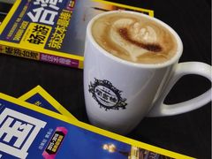 -钟书阁(松江泰晤士小镇店)