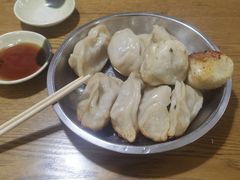 -黄阿姨锅贴大王(万航渡路店)