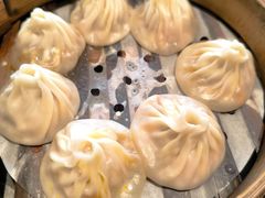 -莱莱小笼·乔艾