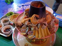 -一口猪海鲜浑锅·东北家常菜