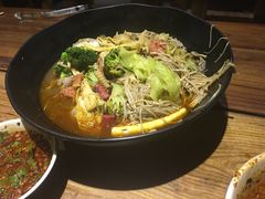 -万记麻辣烫国展总店