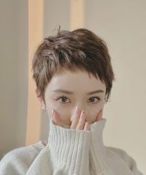 -霖昊美容美发