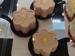 玫瑰荔枝慕斯蛋糕-Seesaw Coffee(西岸凤巢店)
