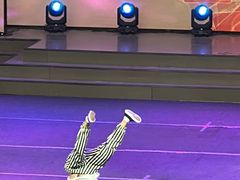 -南风大剧院莎梦二人转剧场