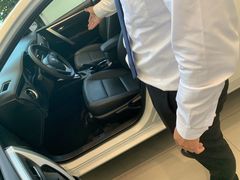 -上海和裕一汽丰田特约店-停车场