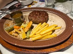 -半秋山西餐厅(范湖万达广场店)