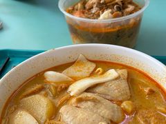 -亚王咖喱鸡米粉面
