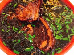 -小龙大肉面馆