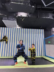 -反弹蹦床公园·亲子乐园·团建·派对(青岛融创茂店)