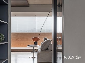 原复式房屋有两层空间四层错位,打开原来相对独立的空间