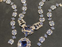 -华夏典当行(龙德广场店)