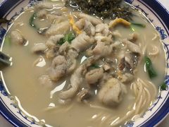 -明呈黄鱼面馆(斜土路店)