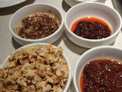 菌菇锅蘸料-海底捞火锅鲜切牛肉主题店(长寿路店)