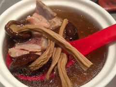 茶树菇龙骨汤-先记烧鹅王·本地粤菜(福永店)