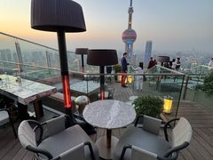 -FLAIR顶层餐厅酒吧(浦东丽思卡尔顿酒店)