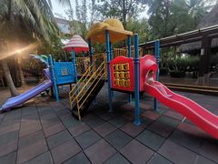 -三亚湾海居雅高铂尔曼度假酒店