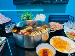 -唯爱KTV聚会餐厅(仙林东城汇店)