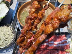 -洞庭洲·防空洞火锅·烧烤·铜锅涮肉(新百广场店)