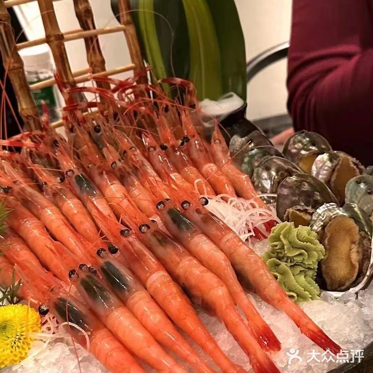 Fish鱼鲜生：日式海鲜盛宴