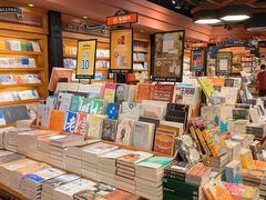 店内环境-西西弗书店&矢量咖啡(静安大悦城店)