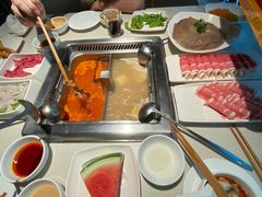 -海底捞火锅鲜切牛肉主题店(长寿路店)