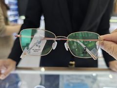 -三叶眼镜城·好视力眼镜店