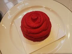 -Fridi Patisserie Cafe