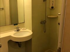 -锦江之星(广州海珠江泰路地铁站店)