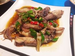 带籽笔管鱼海兔-臻鲜燕海鲜融合餐厅(金陵style店)