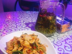 -巴特餐饮6加1音乐餐吧·新疆菜