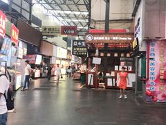 -泰龙城小吃街