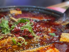 -三顾烤庐·烤鱼·烧烤·龙虾(奉贤店)