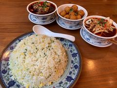 蛋炒饭-炉小二铜锅牛蛙•川湘菜(三里屯店)