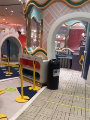 -奈尔宝·儿童乐园·亲子餐厅(苏州大悦城店)