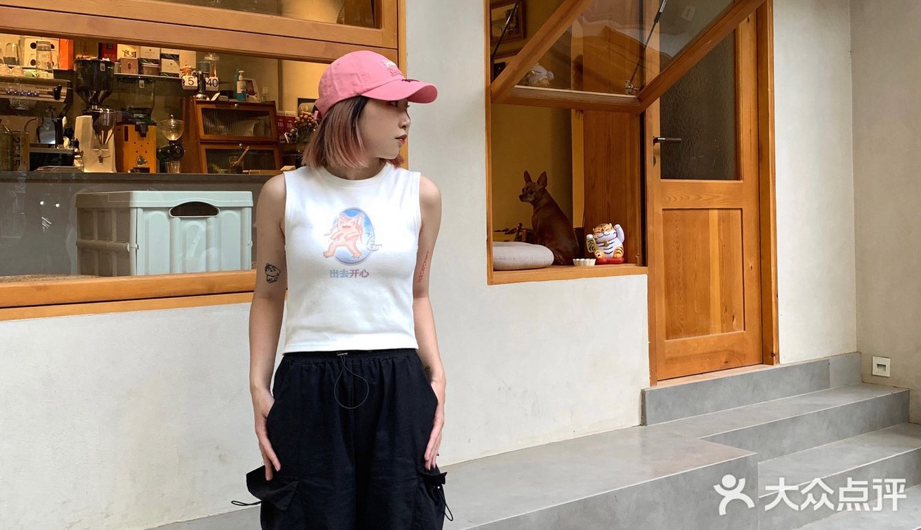 在咖啡厅交了一个叫“妞妞”的新朋友