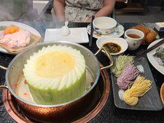 -得意咚瓜·顺德鱼生·冬瓜火锅(深圳首店)