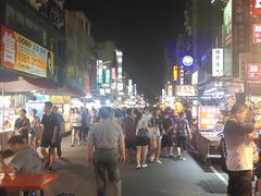 -六合夜市