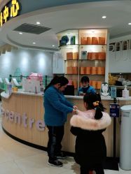 -多多淘儿童体验中心(重庆来福士店)