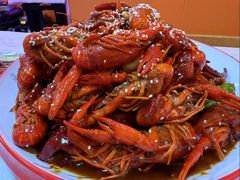 -海盗船. 龙虾烧烤. 酒馆