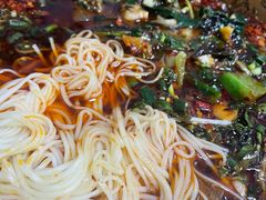 -乐山第一家临江鳝丝(茶坊路店)