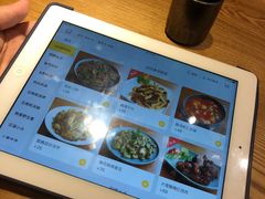 -麦麦山云南菜(复地活力城店)