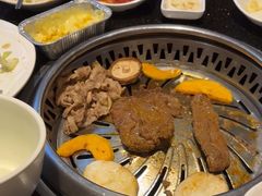 -木槿花韩式炭烤·熟成肉工坊(孙文东路店)