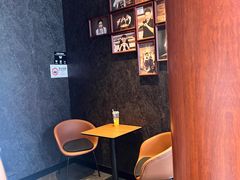 -瑞幸咖啡(皇岗村广场中庭店)