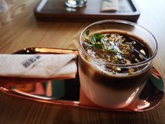 -ZING COFFEE 镜咖啡