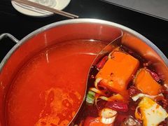 -唯爱KTV聚会餐厅(仙林东城汇店)