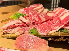 -铭牛烧肉·和牛海鲜自助(高新月牙湖店)