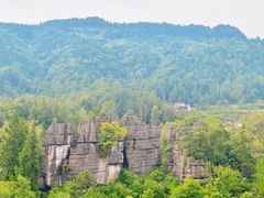 -梭布垭石林景区